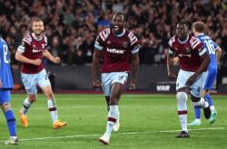 英雄联盟总决赛-包含西汉姆联主场逼平托特纳姆热刺，表现出色的词条