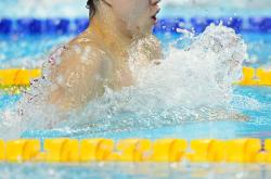 LOL赛事-游泳男子百米自由泳决赛开战