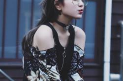 英雄联盟总决赛2025-命运的音符在终场哨响前跳动—记英超争冠夜那个存在感拉满的米切尔