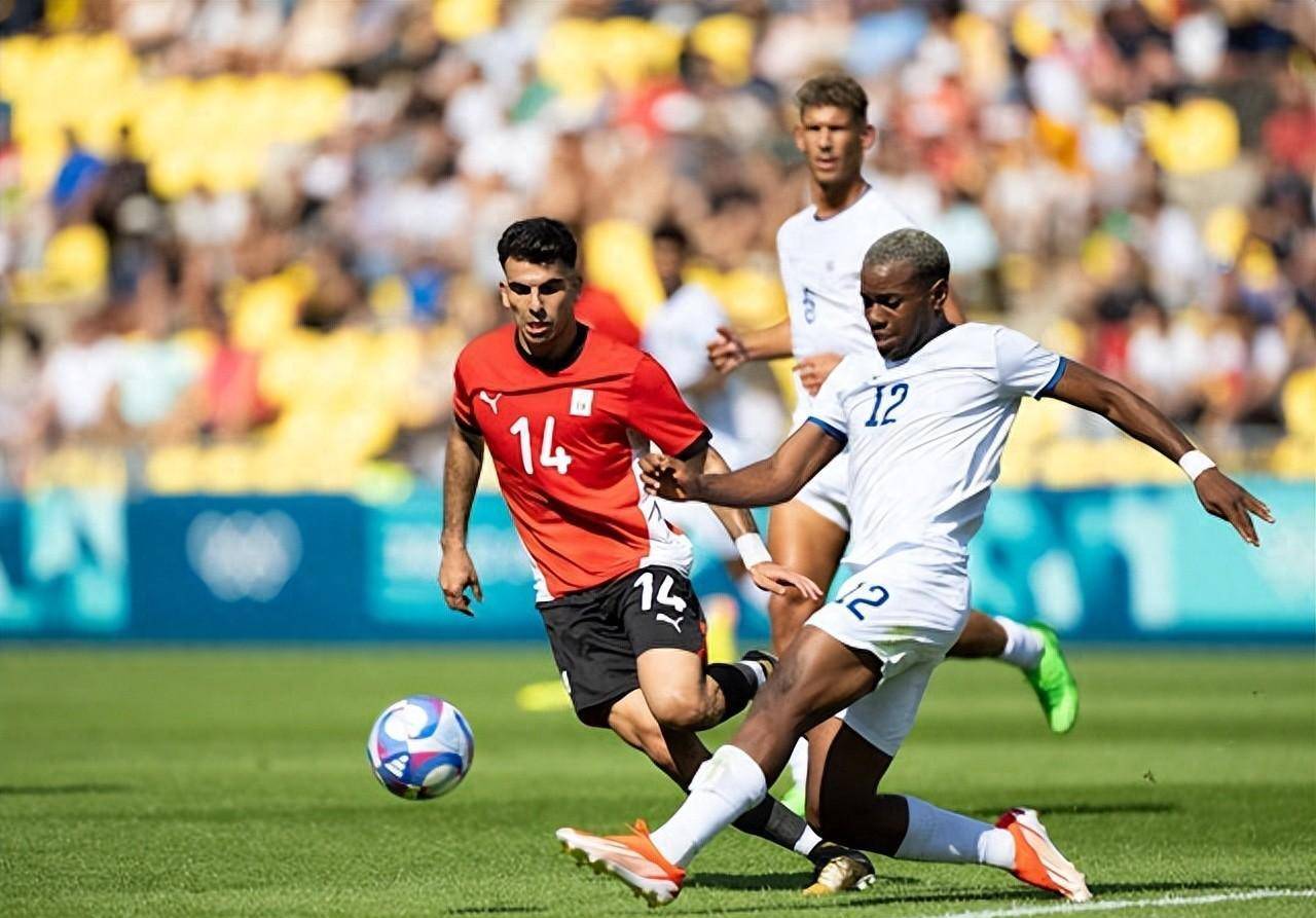 足球赛事频频上演惊险一幕，竞技水平不容小觑的简单介绍