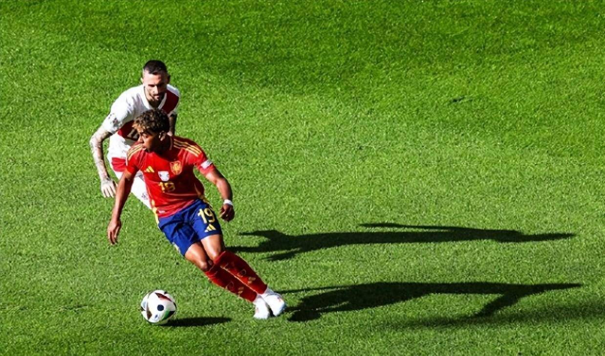 欧洲足球盛事引发球迷狂热,球队备战进行中的简单介绍 欧洲足球盛事引发球迷狂热,球队备战进行中的简单介绍