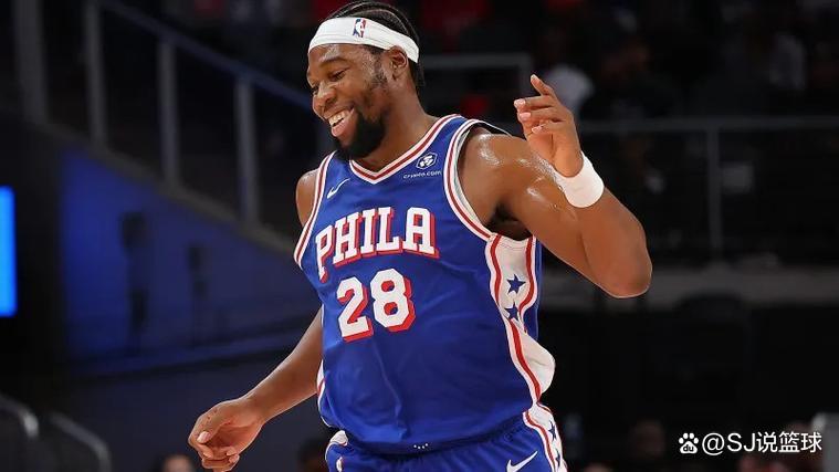 马刺后卫突破纪录,成为焦点 马刺后卫突破纪录,成为焦点