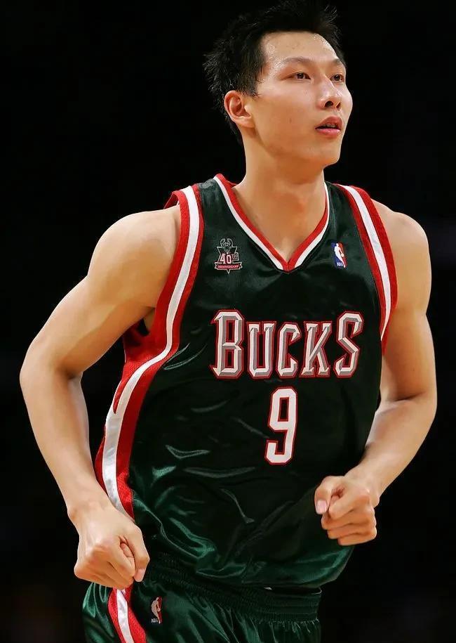 辽宁队轻取国王,易建联扛起全队 辽宁队轻取国王,易建联扛起全队