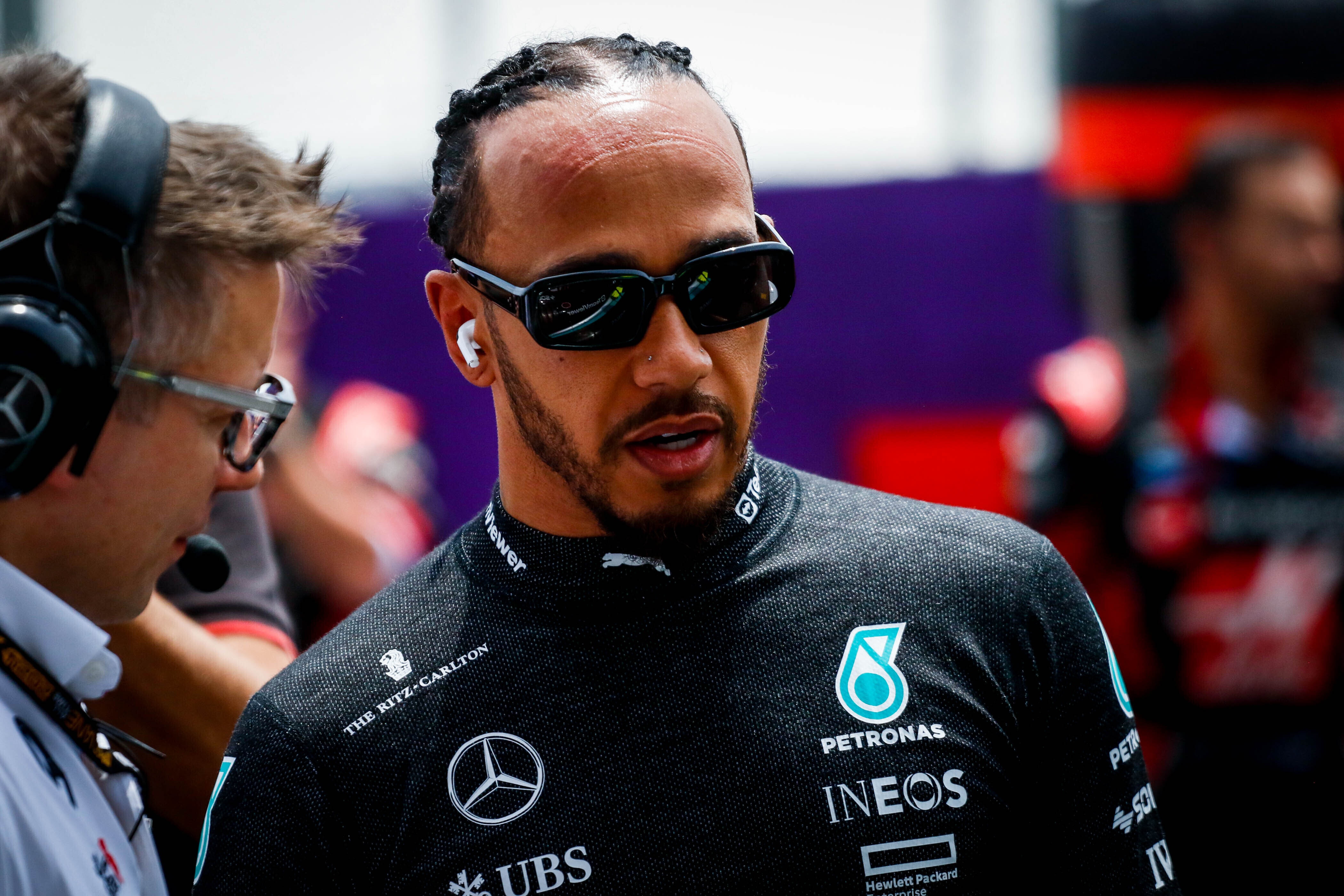 法拉利力克红牛二队，汉密尔顿惊艳四座的简单介绍