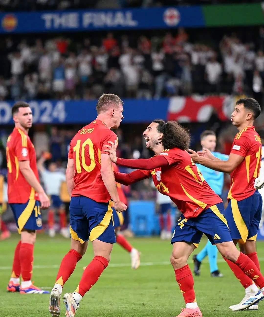 冠军之争，欧洲豪门交锋激烈