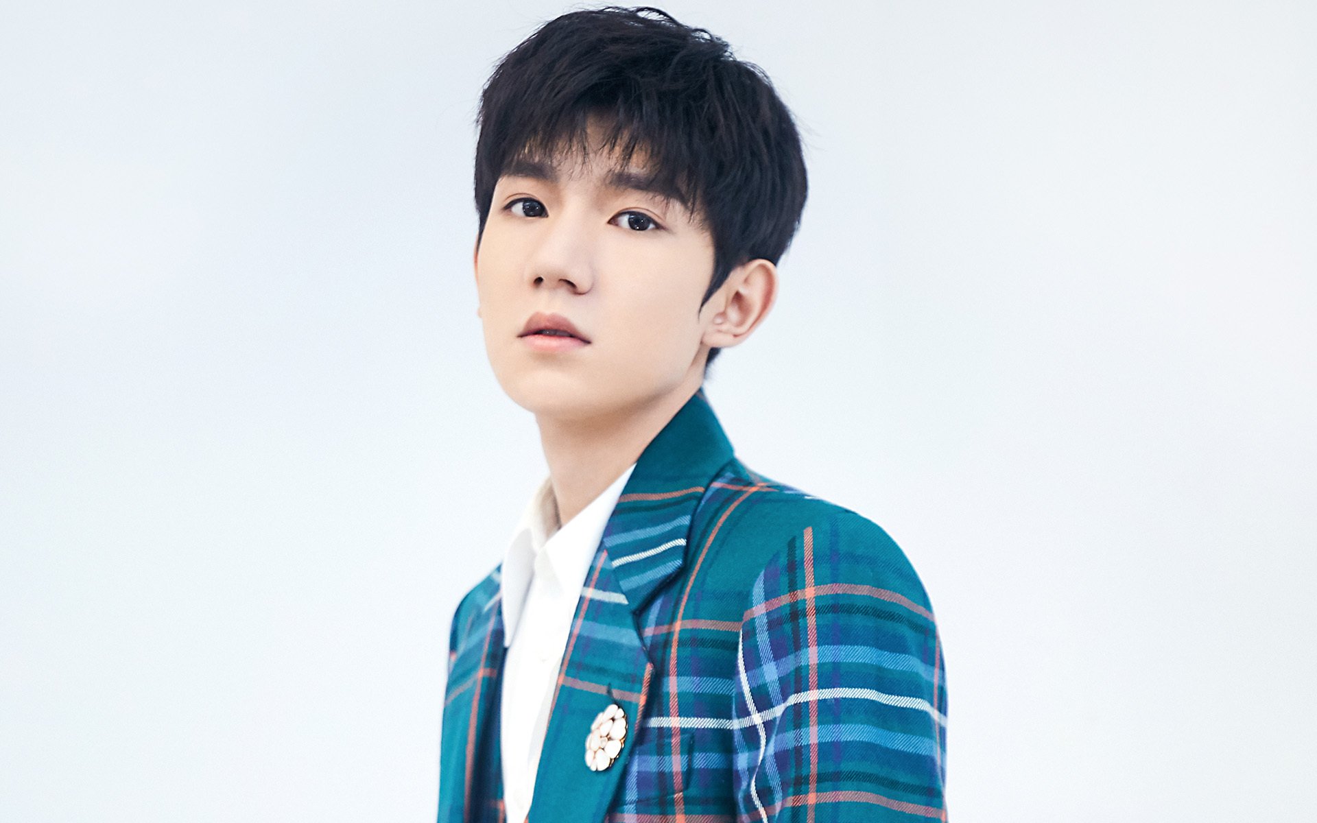 当安菲尔德的铁壁遇上巴黎的焰火,梅西数据爆炸背后的战术解构