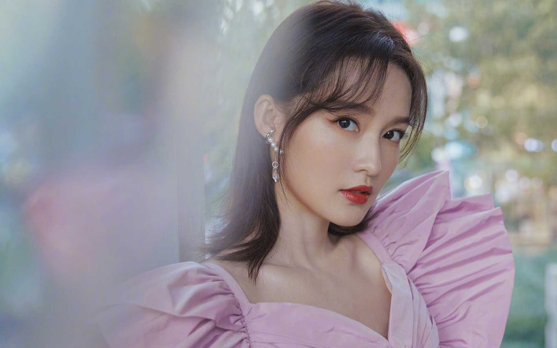 欧冠淘汰赛之夜，杜兰特是篮球场上的禁区幽灵